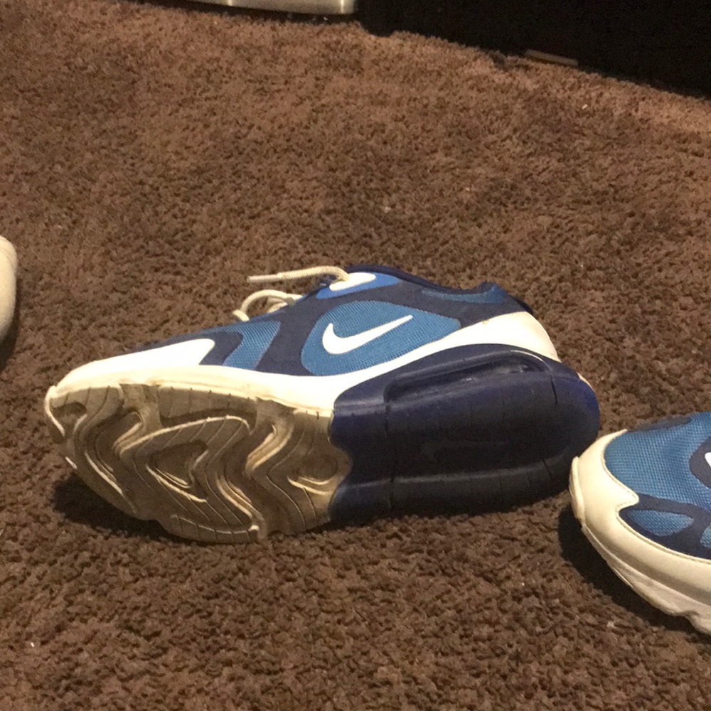 Airmax 200 first come first serve!! - Picture 3 of 9